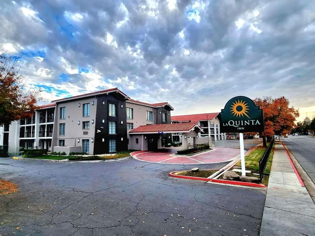 La Quinta Inn By Wyndham Fresno Yosemite Buitenkant foto